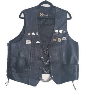 Xelement Leather Vest Mens Size XL w 11 Bike Rally HOG Pins and Chain Extenders